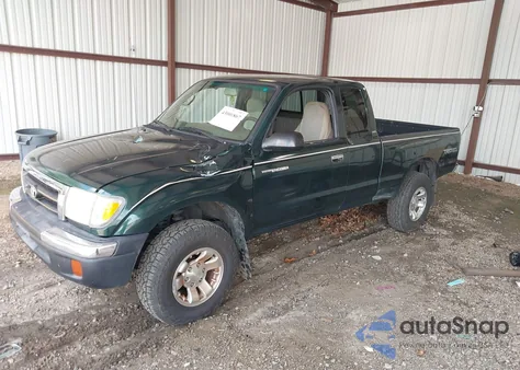 2000 Toyota Tacoma Prerunner V6 z USA, uszkodzony, nr VIN 4TASN92N9YZ636460